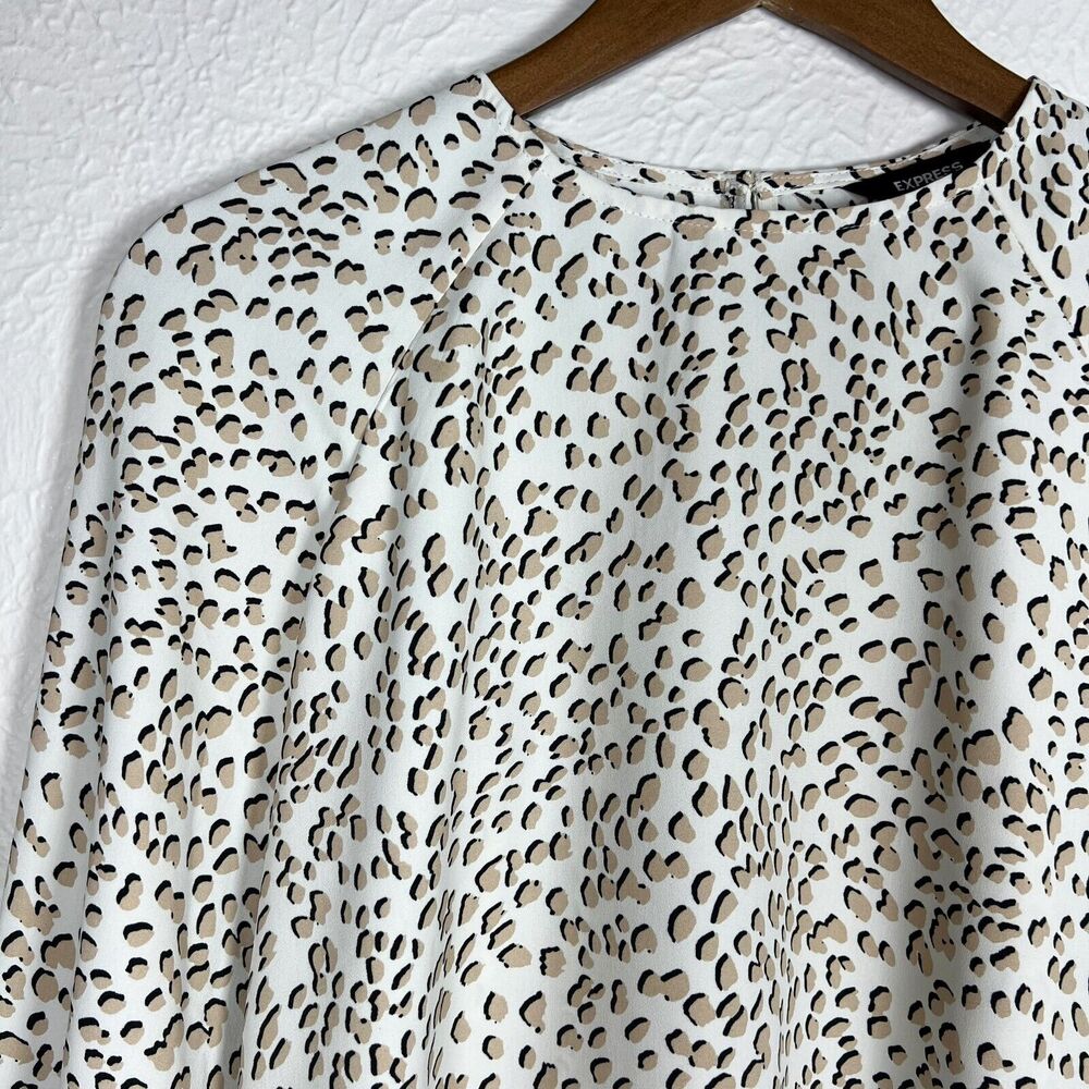 Express Leopard Animal Print Women's XS Black Tan Button Sleeve Cuff Flowy Top - Picture 3 of 12